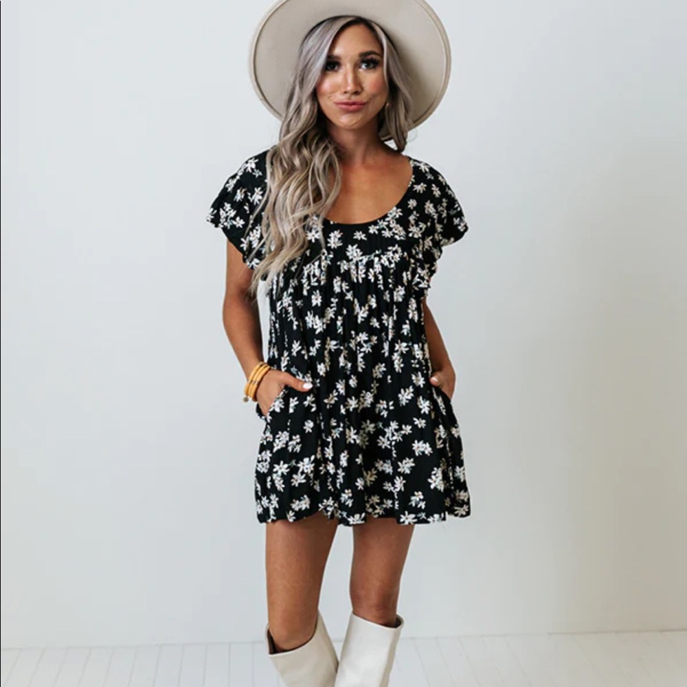 Floral Romper in black